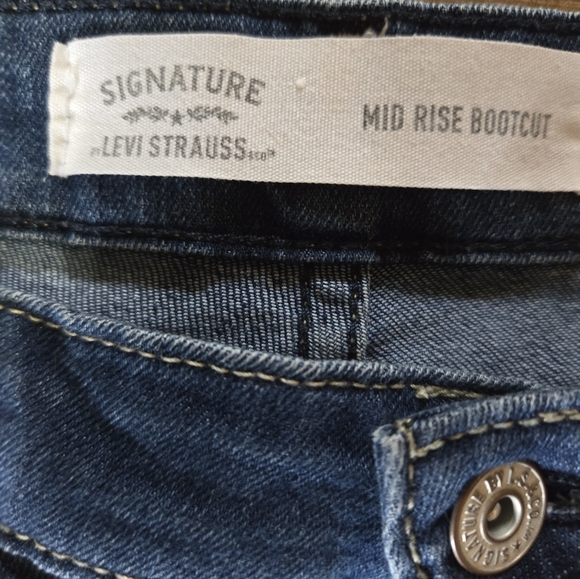 LEVI'S Signature Mid Rise Bootcut Women's Size 14M W32 X L32 - Picture 2 of 6